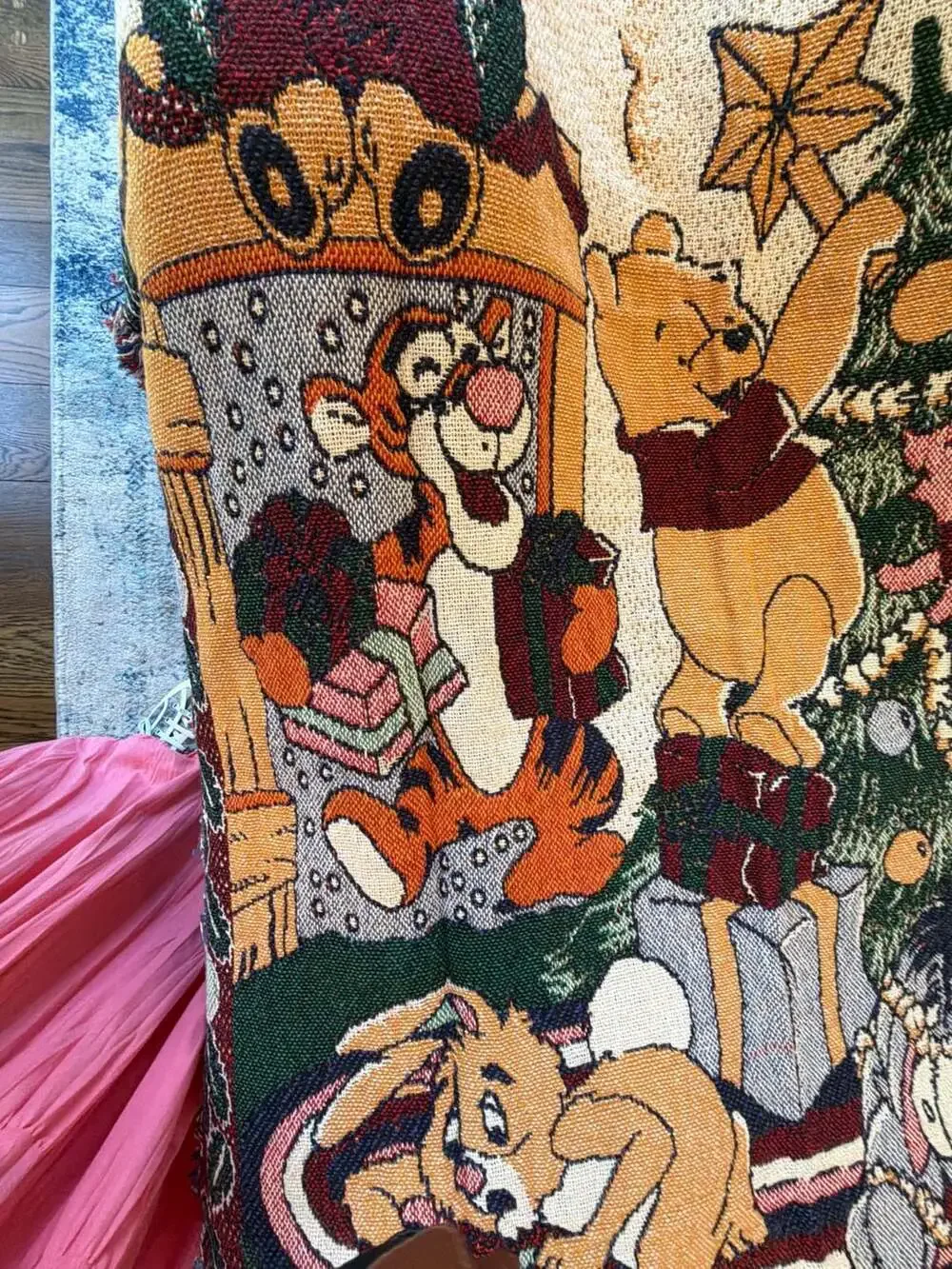 Vintage Disney Winnie the Pooh Christmas Woven Throw Blanket 46.5x67 1990s
